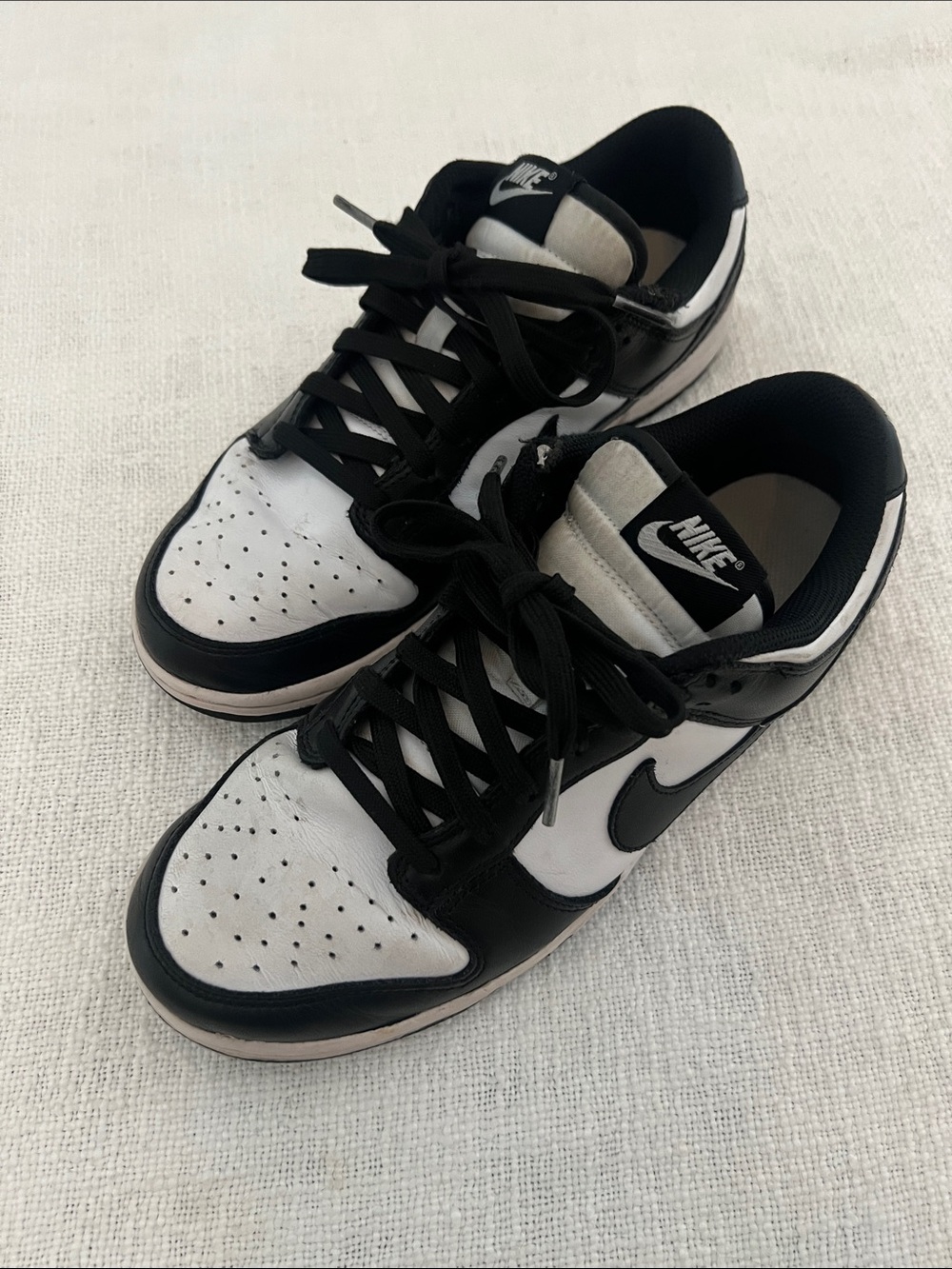 Nike Women’s Dunk Low Black & White Panda Leather-U.S. Sz 9 (Women’s) Some Wear